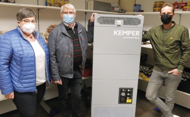 Mobiler Luftreiniger AirCo2Ntrol von Kemper