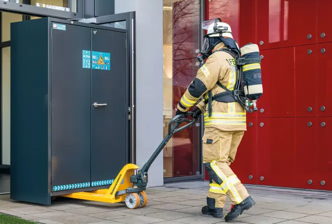 Lithium-Akku Sicherheitsschränke schützen bei Thermal Runaway