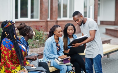 IT-Studierende aus Ghana für den Maschinen- und Anlagenbau in Deutschland