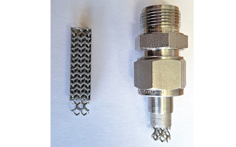 Abb. 3: links: Schnitt durch den statischen Mischer, rechts: statischer...