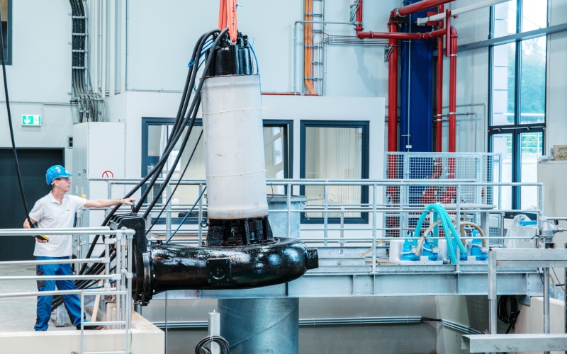 Die Abwasser-Tauchmotorpumpen der KX-Serie für Nass- und Trockenaufstellung sind zur Förderung von häuslichem, kommunalem und industriellem Abwasser mit großen Mengen ausgelegt.