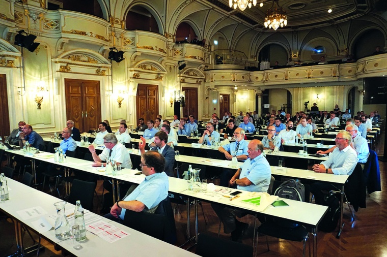 140 Personen waren live in Graz, 26 Teilnehmende via Zoom dabei und trugen zum...