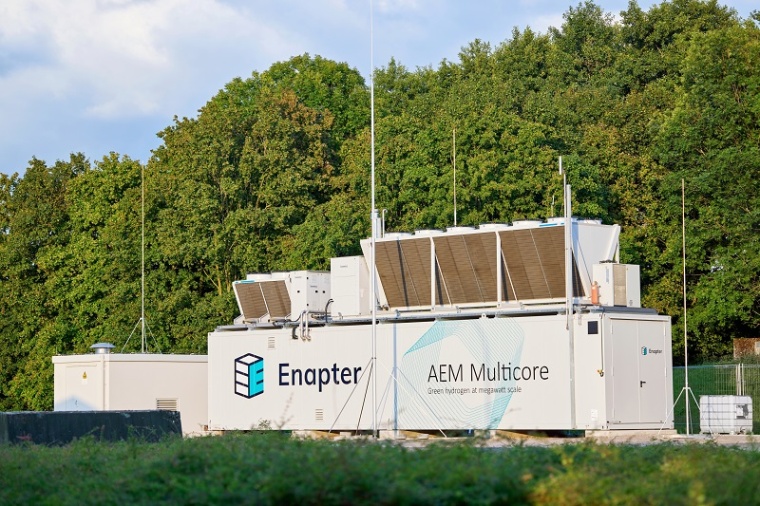 Der AEM Multicore 450 soll auf dem neuen Enapter-Campus im...