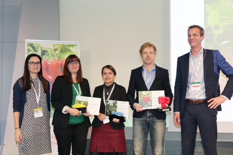 Abb.: Die Siegerehrung der drei Finalisten des GNT Young Scientist Awards...