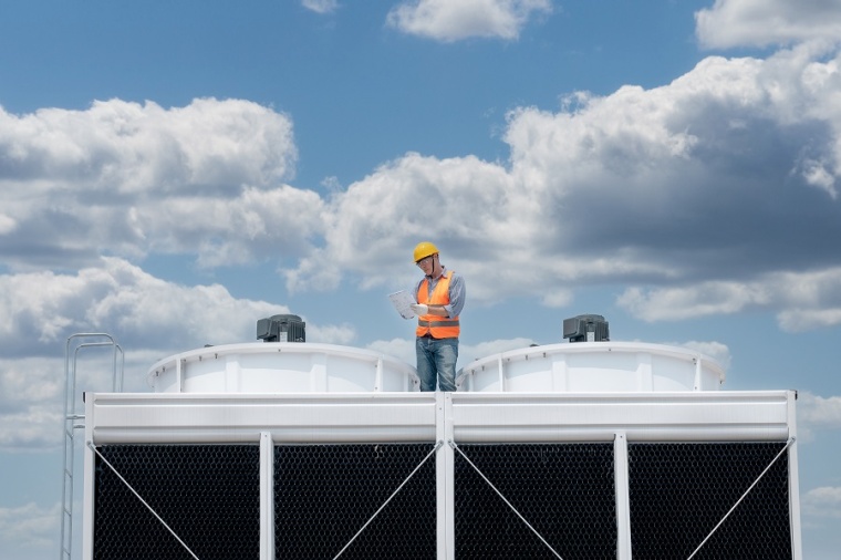 Abb. 1: Betreiber von Kälte- und Klimaanlagen stehen vor umfassenden Aufgaben,...