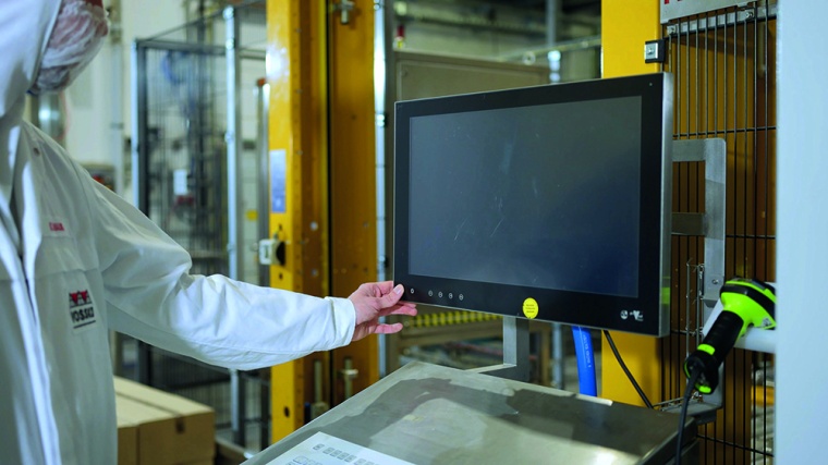 Abb. 3: Die Bedienoberfläche – ein kapazitives Touchscreen-Display in...