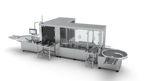 Die neue Inspektionsplattform AIM9 von Syntegon kombiniert visuelle Inspektion und Dichtigkeitsprüfung mit einer Ausbringung von bis zu 600 Vials pro Minute.