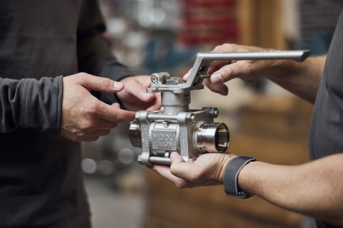 Als exklusiver Vertriebspartner übernimmt AVA Alms den Verkauf und die technische Beratung für sämtliche Modu One Produkte in Deutschland – von modularen Armaturen und Antrieben bis hin zu digitalen Lifecycle Tools wie der Modu Cloud.